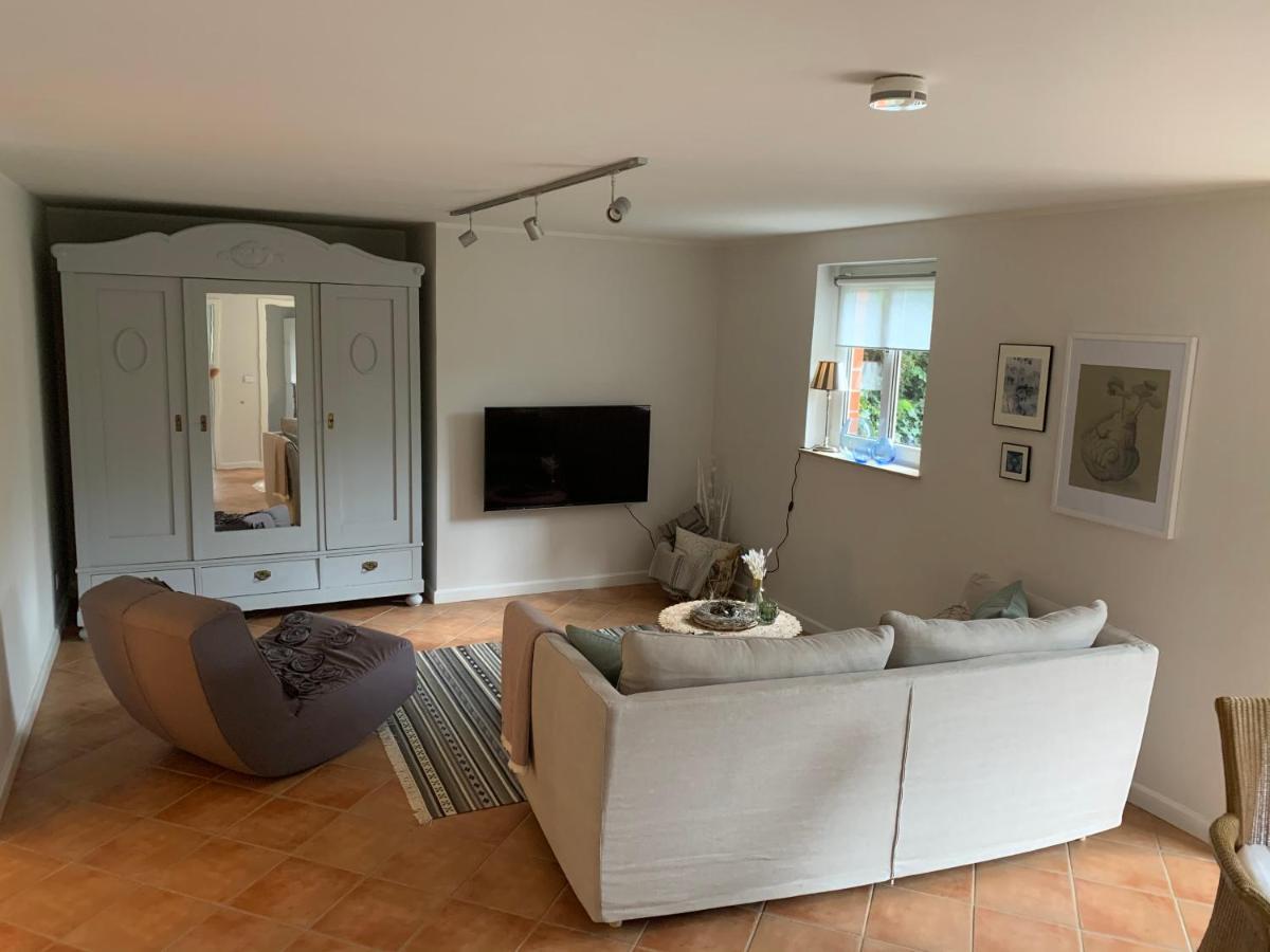 Traumhafte Ferienwohnung Nahe Dem Nord-Ostsee-Kanal Quarnbek ภายนอก รูปภาพ