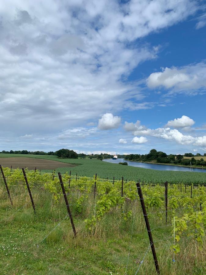 Traumhafte Ferienwohnung Nahe Dem Nord-Ostsee-Kanal Quarnbek ภายนอก รูปภาพ