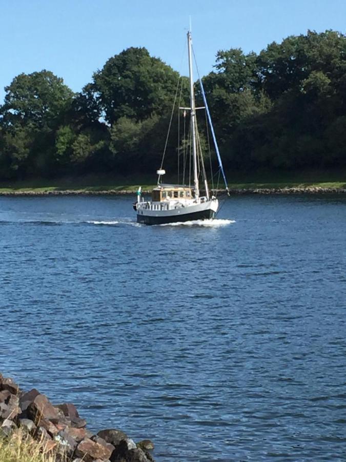 Traumhafte Ferienwohnung Nahe Dem Nord-Ostsee-Kanal Quarnbek ภายนอก รูปภาพ